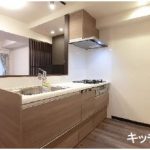 (kitchen<!--kitchen-->)