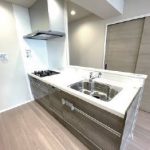 (kitchen<!--kitchen-->)