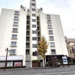 4 Minutes Walk From Keihan Jingumarutamachi Station, 2 Bedroom Apt For Sale