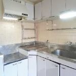 (kitchen<!--kitchen-->)