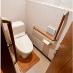 (entrance<!--entrance-->)